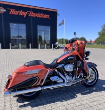 FLHX Street Glide ® thumb 2
