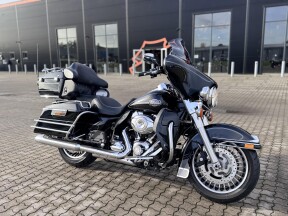 FLHTCU Electra Glide Ultra Classic thumb 2