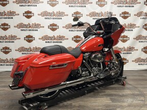 2026 Harley-Davidson® FLTRX Road Glide® thumb 3