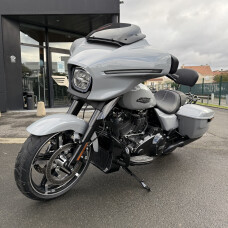 FLHX 2025 Street Glide™ thumb 2
