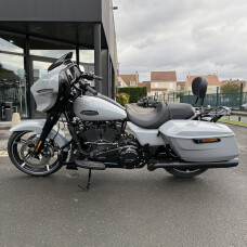 FLHX 2025 Street Glide™ thumb 1