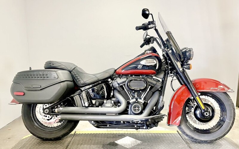 2024 Harley-Davidson® Heritage Classic 114 FLHCS
