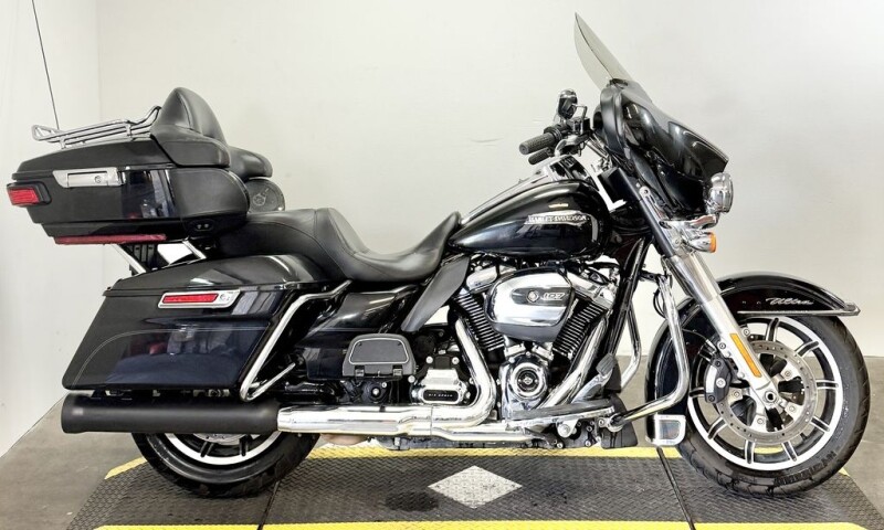 2018 Harley-Davidson® Electra Glide® Ultra Classic® FLHTCU