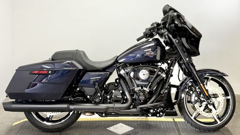 2025 Harley-Davidson® Street Glide™ FLHX