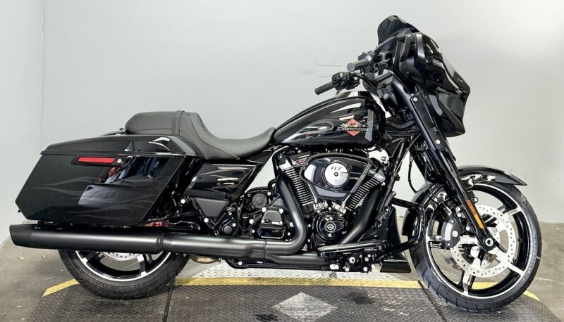 2025 Harley-Davidson® Street Glide™ FLHX