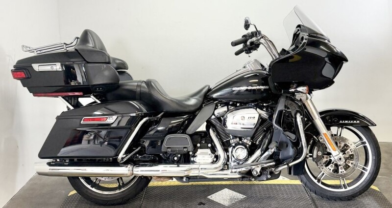 2020 Harley-Davidson® Road Glide® Limited FLTRK