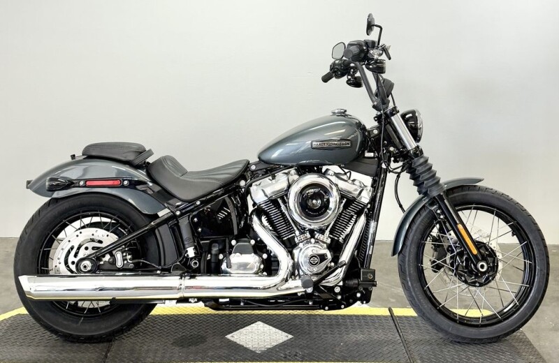 2025 Harley-Davidson® Street Bob™ FXBB