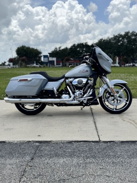 2025 Harley-Davidson® Street Glide™ FLHX