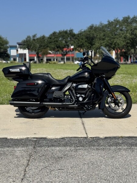 2024 Harley-Davidson® Road Glide™ Limited FLTRK