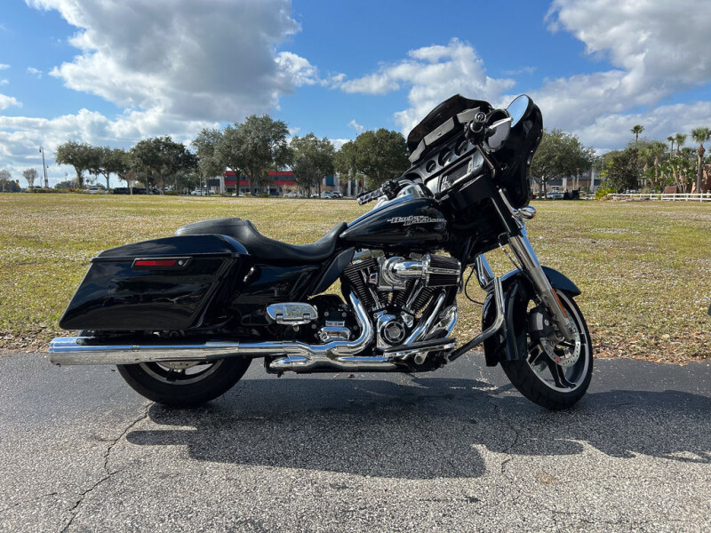 2014 Harley-Davidson® Street Glide® FLHX 