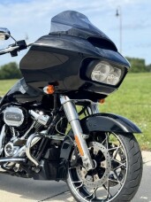 2022 Harley-Davidson® Road Glide® Special FLTRXS thumb 2