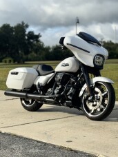 2024 Harley-Davidson® Street Glide® FLHX thumb 0