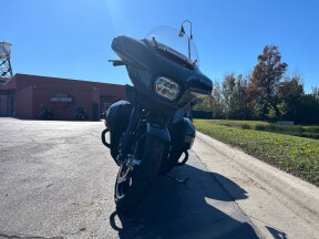 2025 Harley-Davidson® Street Glide™ Ultra FLHXU thumb 2