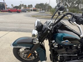 2026 Harley-Davidson® Heritage Classic® FLHC thumb 0