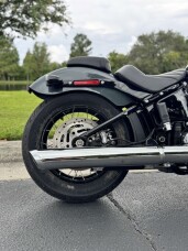 2025 Harley-Davidson® Street Bob™ FXBB thumb 1