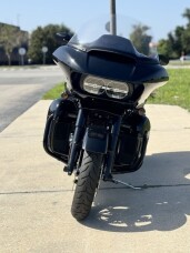 2024 Harley-Davidson® Road Glide™ Limited FLTRK thumb 0