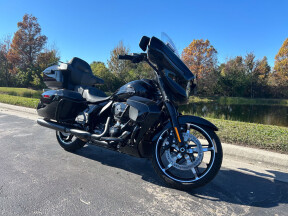 2025 Harley-Davidson® Street Glide™ Ultra FLHXU thumb 3