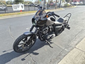 2016 Harley-Davidson® Iron 883™ XL 883N thumb 1