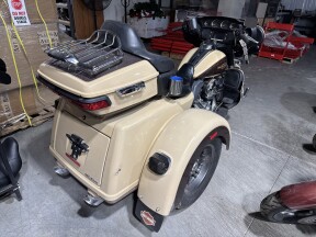 2014 Harley-Davidson® FLHTCUTG Tri Glide® Ultra thumb 0
