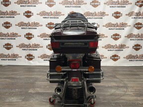 2006 Harley-Davidson® FLHTCUI Electra Glide® Ultra Classic® thumb 1