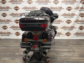 2006 Harley-Davidson® FLHTCUI Electra Glide® Ultra Classic® thumb 2