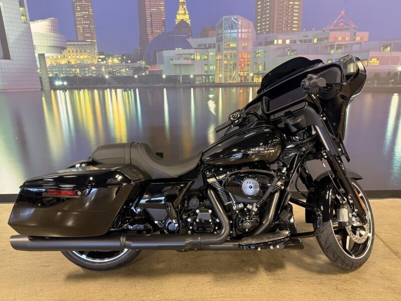 2026 Harley-Davidson® Street Glide® FLHX