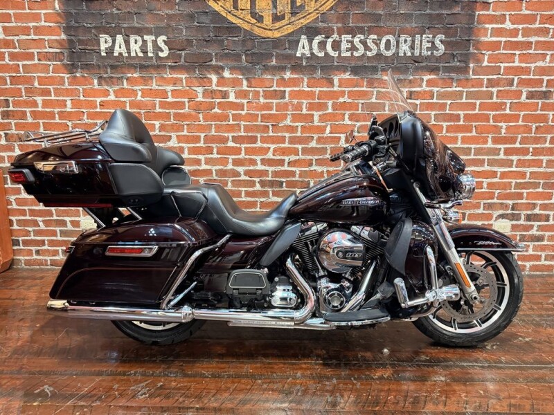 2014 Harley-Davidson® Electra Glide® Ultra Classic® FLHTCU