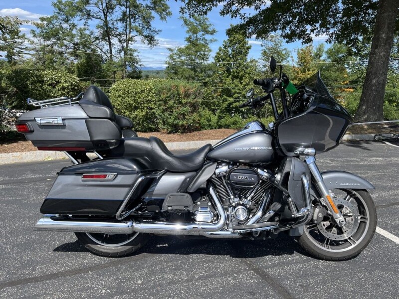 2022 Harley-Davidson® Road Glide® Limited FLTRK