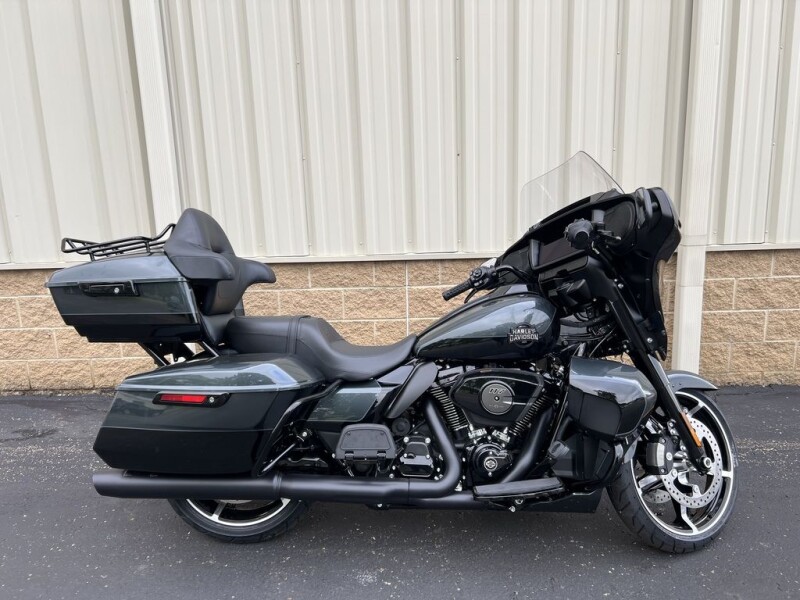 2025 Harley-Davidson® Street Glide™ Ultra FLHXU