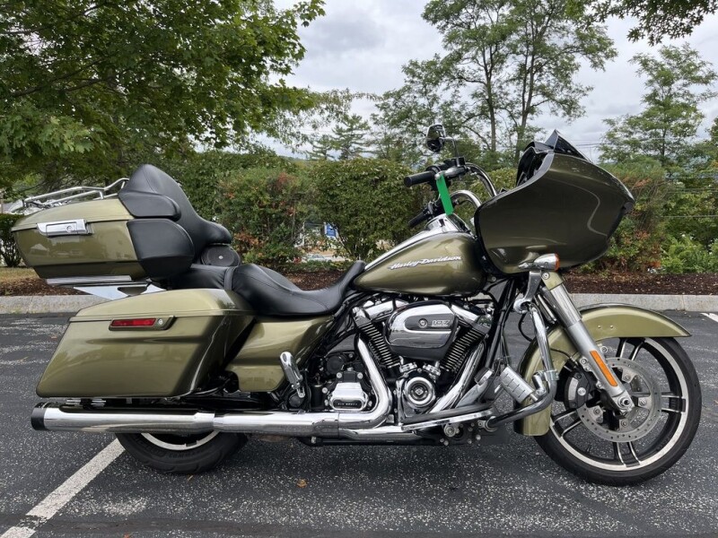 2017 Harley-Davidson® Road Glide® Special FLTRXS
