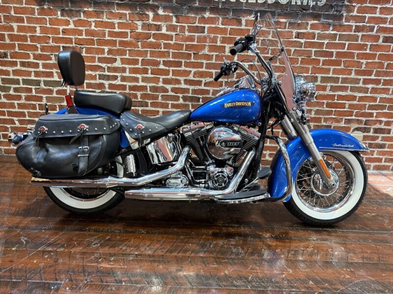 2017 Harley-Davidson® Heritage Softail® Classic FLSTC 