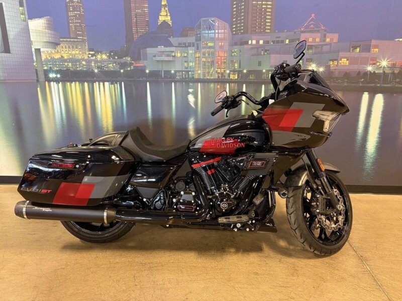 2025 Harley-Davidson® CVO™ Road Glide™ ST FLTRXSTSE