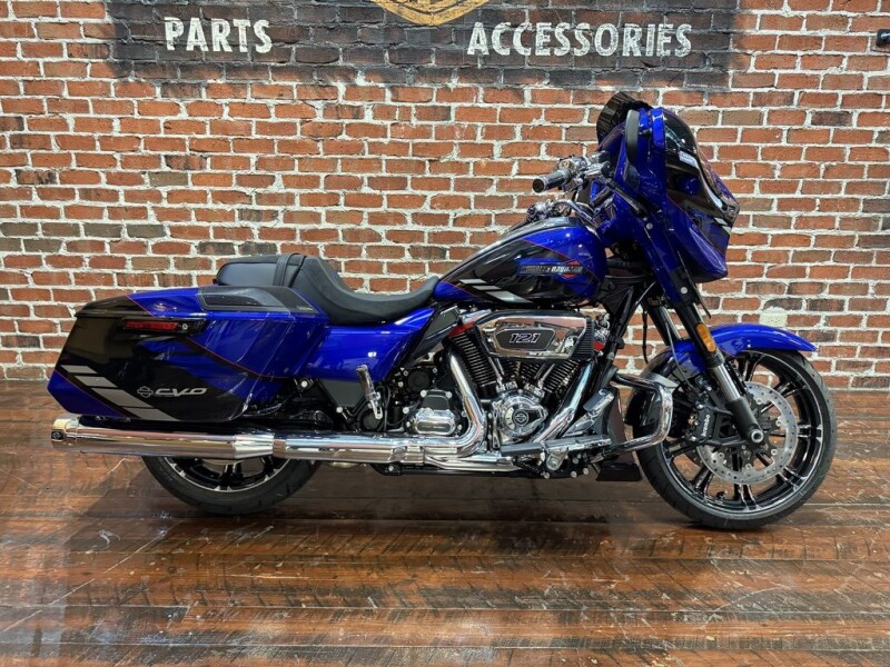 2025 Harley-Davidson® CVO™ Street Glide™ FLHXSE