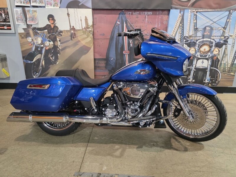 2025 Harley-Davidson® Street Glide™ FLHX