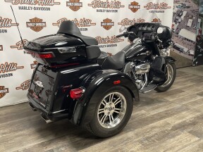 2024 Harley-Davidson® FLHTCUTG Tri Glide® Ultra thumb 3