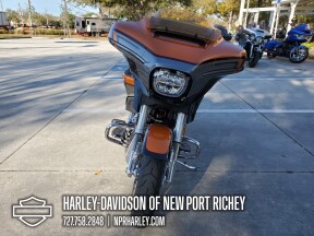 2026 Harley-Davidson® CVO Street Glide thumb 3