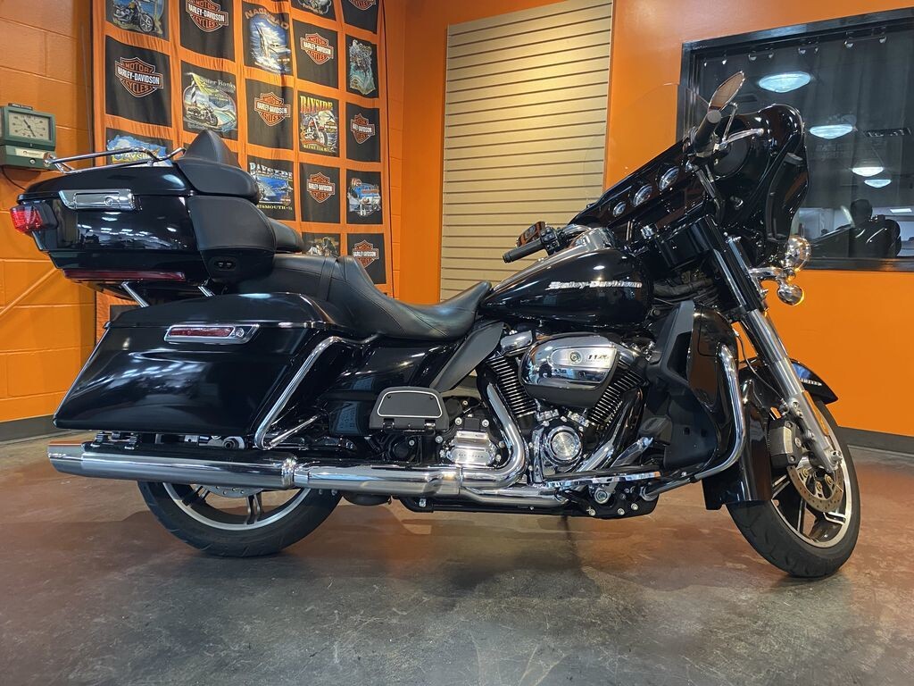 2020 Harley-Davidson® Ultra Limited FLHTK