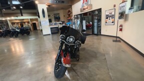 2025 Harley-Davidson<sup>®</sup> Heritage Classic Whiskey Fire / Vivid Black w/Laced Wheels thumb 1