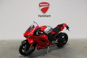 NEW 2026 Ducati Panigale V4R in Ducati Red, Brand New Unregistered thumb 1