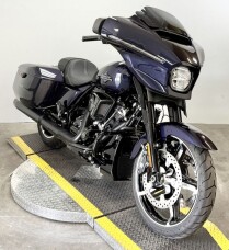2025 Harley-Davidson® Street Glide™ FLHX thumb 3
