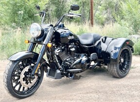2024 Harley-Davidson® Freewheeler™ FLRT thumb 1