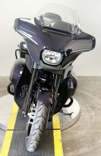 2025 Harley-Davidson® Street Glide™ Ultra FLHXU thumb 2