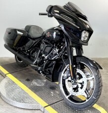 2025 Harley-Davidson® Street Glide™ FLHX thumb 3