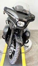 2025 Harley-Davidson® Street Glide™ Ultra FLHXU thumb 2