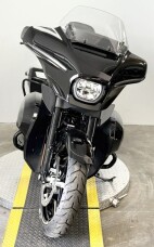 2025 Harley-Davidson® Street Glide™ Ultra FLHXU thumb 2