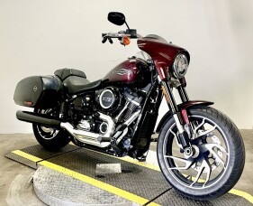 2019 Harley-Davidson® Sport Glide™ FLSB thumb 3
