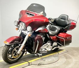 2019 Harley-Davidson® Ultra Limited FLHTK  thumb 1