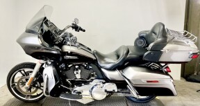 2017 Harley-Davidson® Road Glide® Ultra FLTRU thumb 0