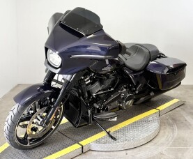 2025 Harley-Davidson® Street Glide™ FLHX thumb 1