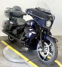 2025 Harley-Davidson® Street Glide™ Ultra FLHXU thumb 3
